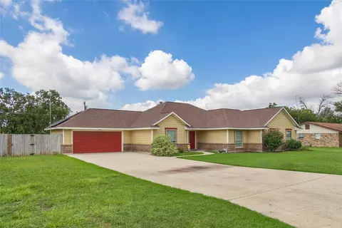 1005 Terrace Dr, Bangs, TX 76823 photo 3