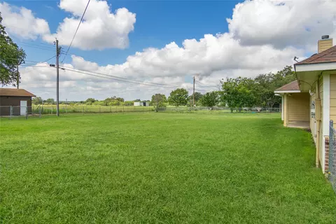 1005 Terrace Dr, Bangs, TX 76823 photo 26