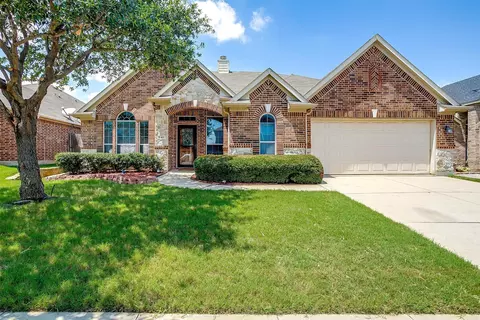 941 Yucca Ct, Burleson, TX 76028