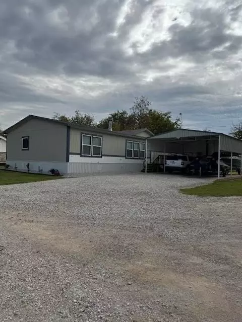 801 Pat And Herman #24, Graford, TX 76449