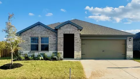 1601 Wildrose Cir, Cleburne, TX 76033