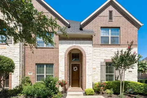 4671 Dozier Rd #D, Carrollton, TX 75010