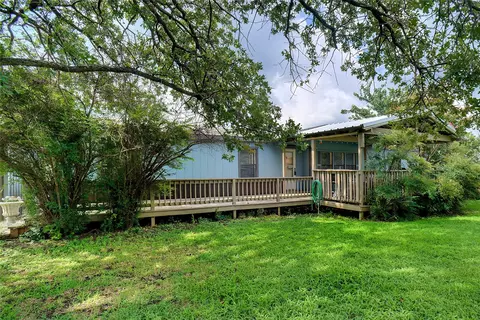 6636 Anns Ln, Weatherford, TX 76085