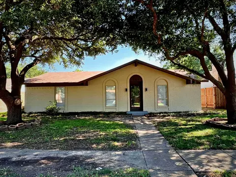 2114 Richbrook Dr, Garland, TX 75044