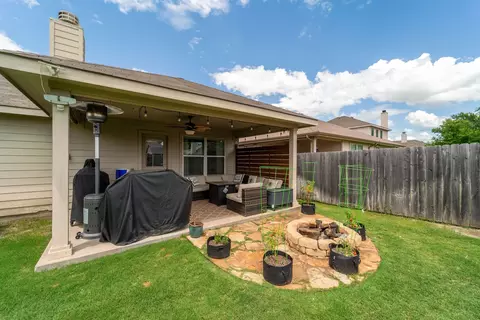909 Johnson City Ave, Forney, TX 75126