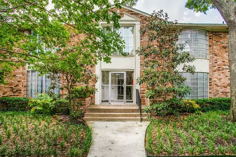 5831 E University Blvd #B, Dallas, TX 75206
