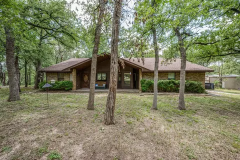 599 Wild Wood Dr, Decatur, TX 76234