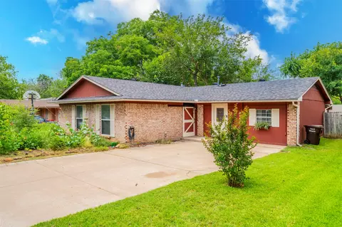 2018 Westwood Dr, Denton, TX 76205