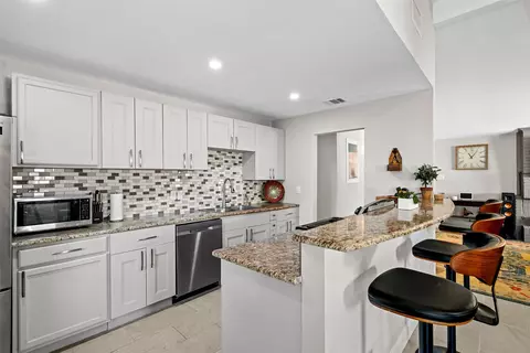 2925 Wildflower Dr, Dallas, TX 75229