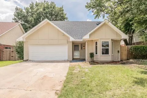 3502 Hudson Dr, Arlington, TX 76015