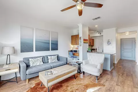 330 Las Colinas Blvd E #330, Irving, TX 75039