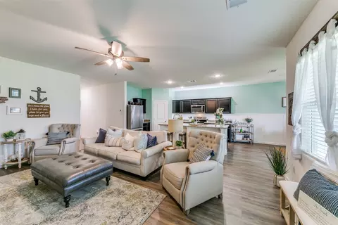 736 Devonshire Dr, Lavon, TX 75166 photo 4