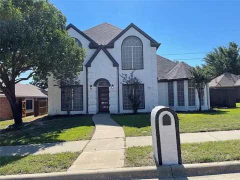 2021 Camelot Dr, Lewisville, TX 75067
