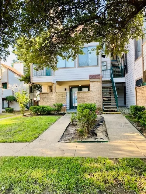 2311 Balsam Dr #H211, Arlington, TX 76006