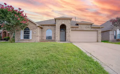113 Baccus Dr, Mesquite, TX 75150