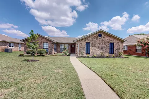 1305 Colmar Dr, Plano, TX 75023
