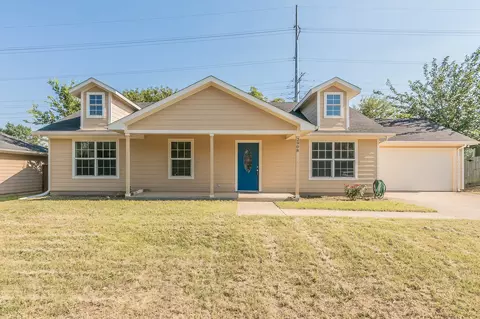 2908 Dana Ln, Denton, TX 76209
