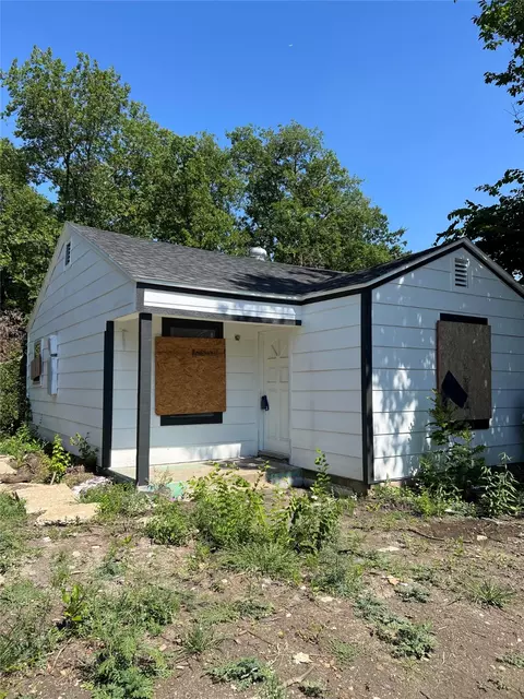 3225 Gordon Ave, Fort Worth, TX 76110