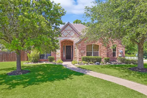 120 Timber Creek Ct, Argyle, TX 76226