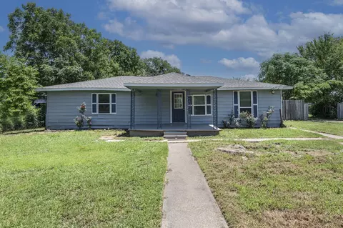 1014 Bradfield Rd, Dallas, TX 75217
