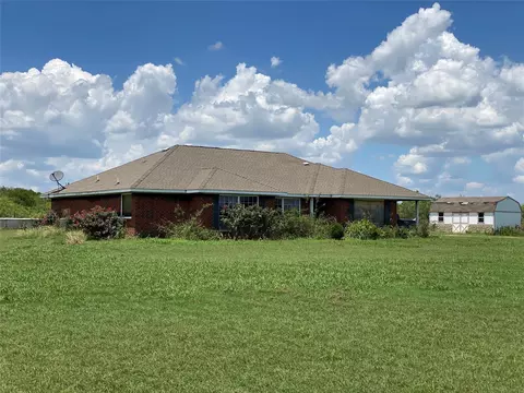 520 Mccrady Rd, Ennis, TX 75119
