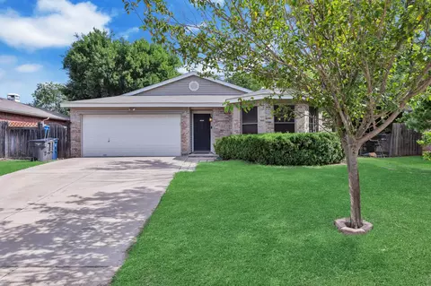 5112 Cedar Springs Dr, Fort Worth, TX 76179