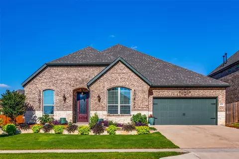 8701 Cloudyway Dr, Fort Worth, TX 76123
