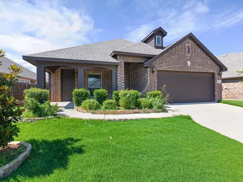 4128 Mountain Meadow Rd, Crowley, TX 76036