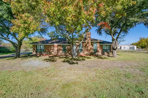 10 Maree Ct, Waxahachie, TX 75165