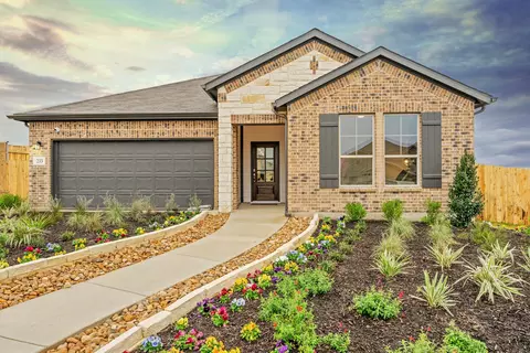 112 Drovers Dr, Cleburne, TX 76031