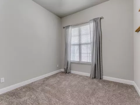 Bedroom - 302 Park Dr, Euless, TX 76040 photo 2 of 4