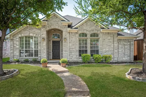 5633 Green Hollow Ln, The Colony, TX 75056