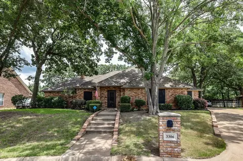3306 Thorn Hill Dr, Arlington, TX 76001
