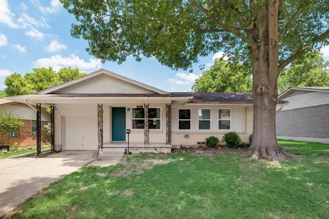 301 W Daugherty Dr, Garland, TX 75041