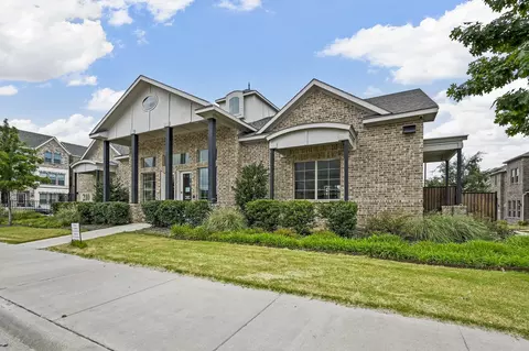 Exterior - 213 Cassandra Ct, Euless, TX 76040 photo 3 of 4