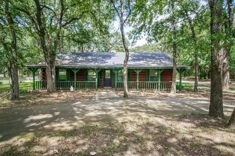 6400 Angel Dr, Burleson, TX 76028