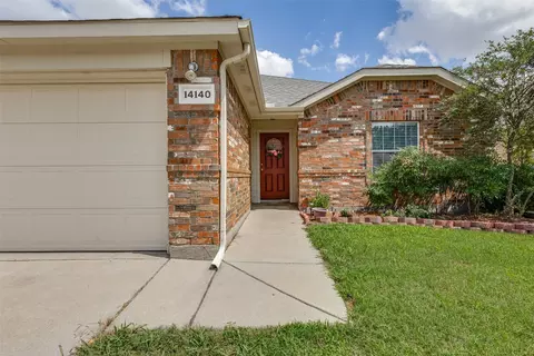 Exterior - 14140 Snaffle Bit Trl, Haslet, TX 76052 photo 3 of 5