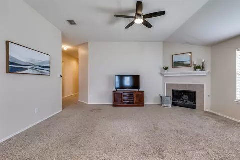 Living - 14140 Snaffle Bit Trl, Haslet, TX 76052 photo 2 of 6