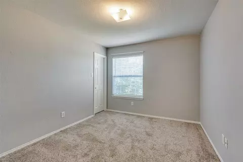 Bedroom - 14140 Snaffle Bit Trl, Haslet, TX 76052 photo 2 of 5