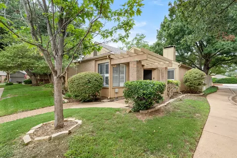 4439 Rosser Sq, Dallas, TX 75244