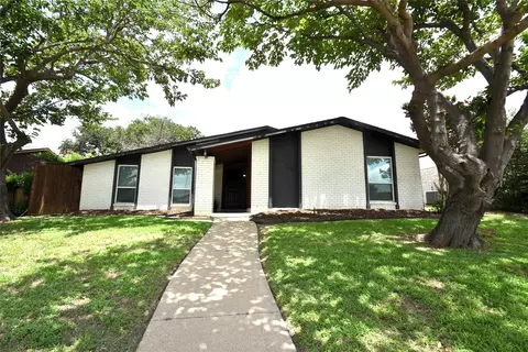 4725 Nash Dr, The Colony, TX 75056