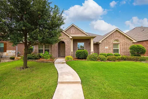 4410 Meadowview Ln, Sachse, TX 75048
