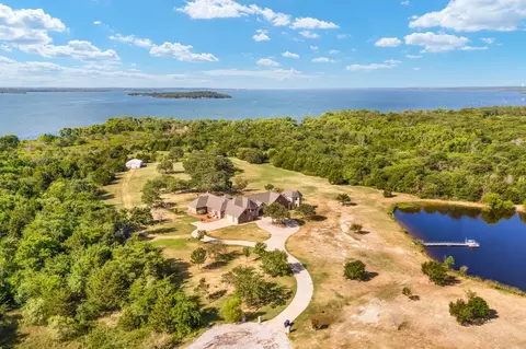 520 Eagle Cove Cir, Tioga, TX 76271