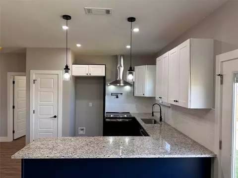 2209 Hercules Dr, Granbury, TX 76048