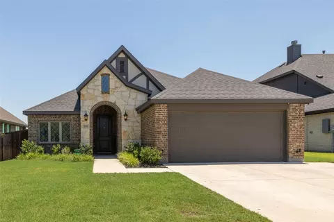 1905 Gristmill Dr, Mansfield, TX 76063