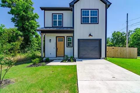 2217 Mcdougal St, Greenville, TX 75401
