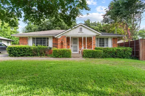 6581 Patrick Dr, Dallas, TX 75214
