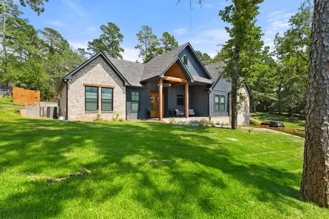 423 Lakeview Dr, Hideaway, TX 75771
