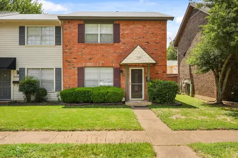 606 St Charles Ct, Arlington, TX 76013