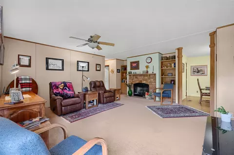 105 S 3rd St, Windom, TX 75492 photo 3